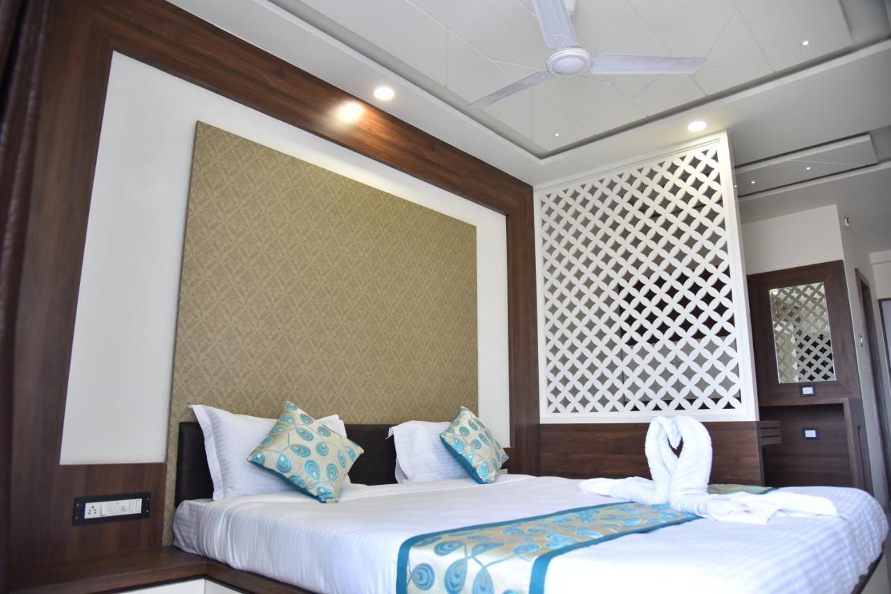 Hotel Savera Inn Morbi 外观 照片