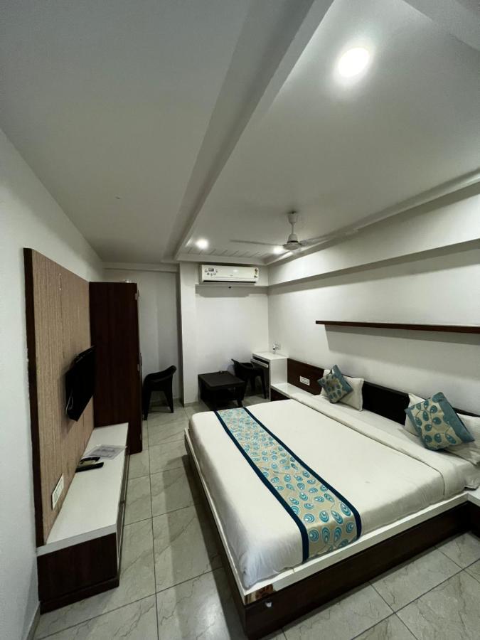 Hotel Savera Inn Morbi 外观 照片