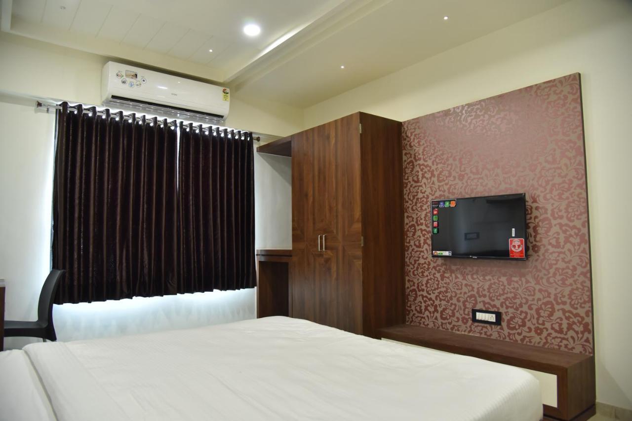 Hotel Savera Inn Morbi 外观 照片