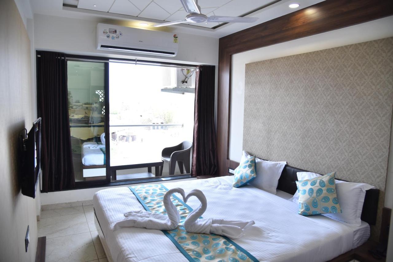 Hotel Savera Inn Morbi 外观 照片